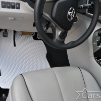 Автомобильные коврики EVA на Toyota Venza (2008-2012)