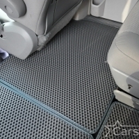 Автомобильные коврики EVA на Dodge Grand Caravan V (2007-2020) 2 ряд: кресла 2+1 без прохода